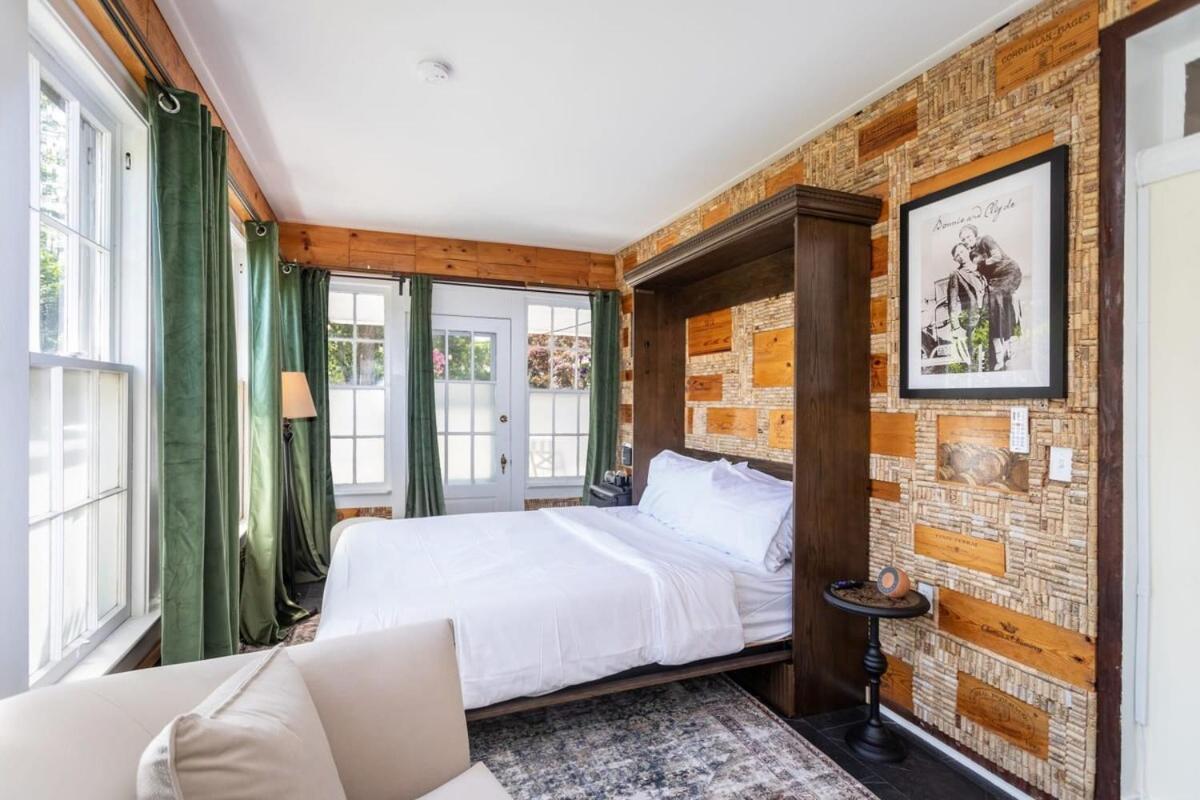The Legacy Inn 루레이 외부 사진