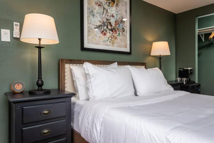 The Legacy Inn 루레이 외부 사진