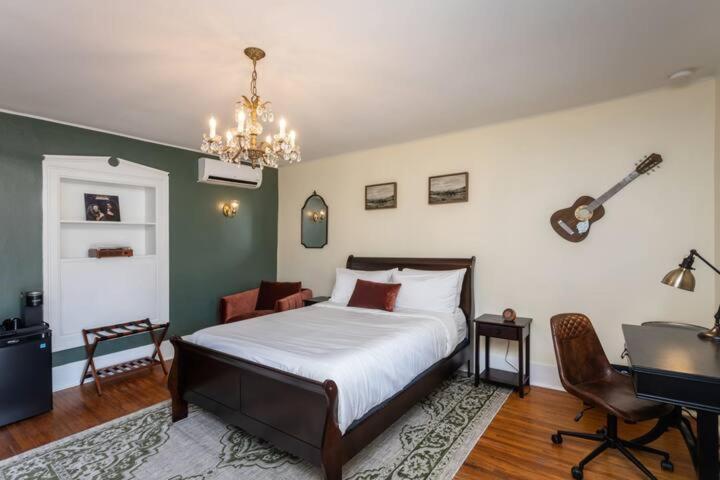 The Legacy Inn 루레이 외부 사진